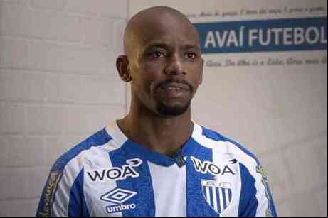 Avaí anuncia a contratação de Waguininho, do Cruzeiro, por empréstimo